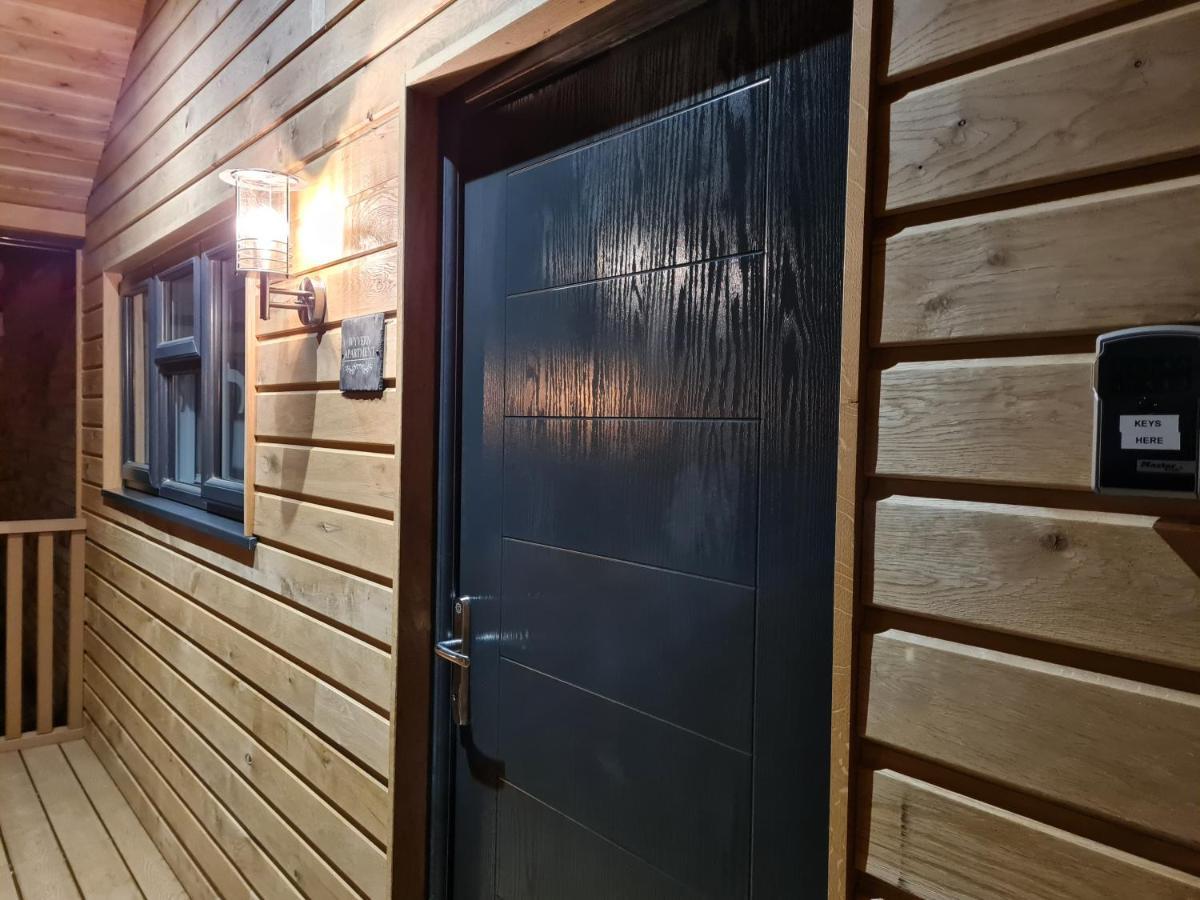 Wyvern Apartment เยโอวิล ภายนอก รูปภาพ